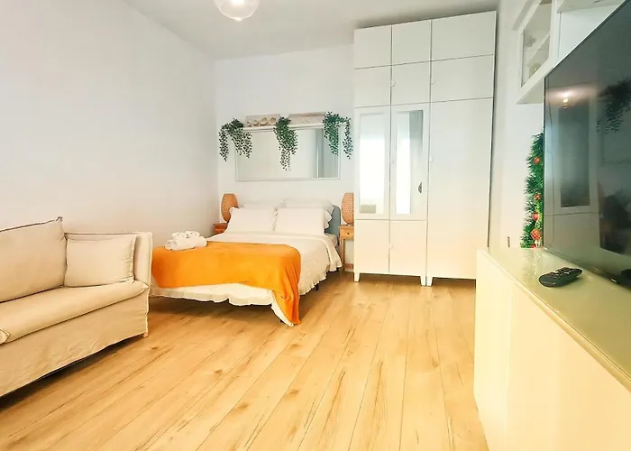 Feel Blue Sky - Politehnica Apartment Bucureşti